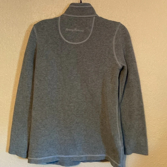 ⭐️ Tommy Bahama jacket ⭐️
BIN 30 - Picture 4 of 7